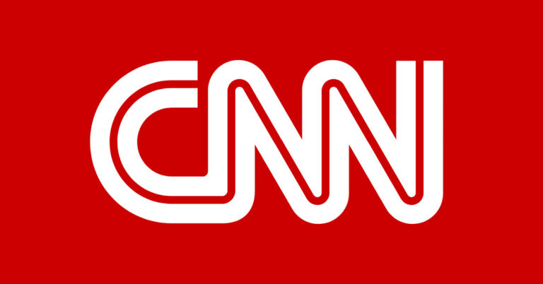 Read more about the article How the Superman ‘S’ became fashion’s favorite logo